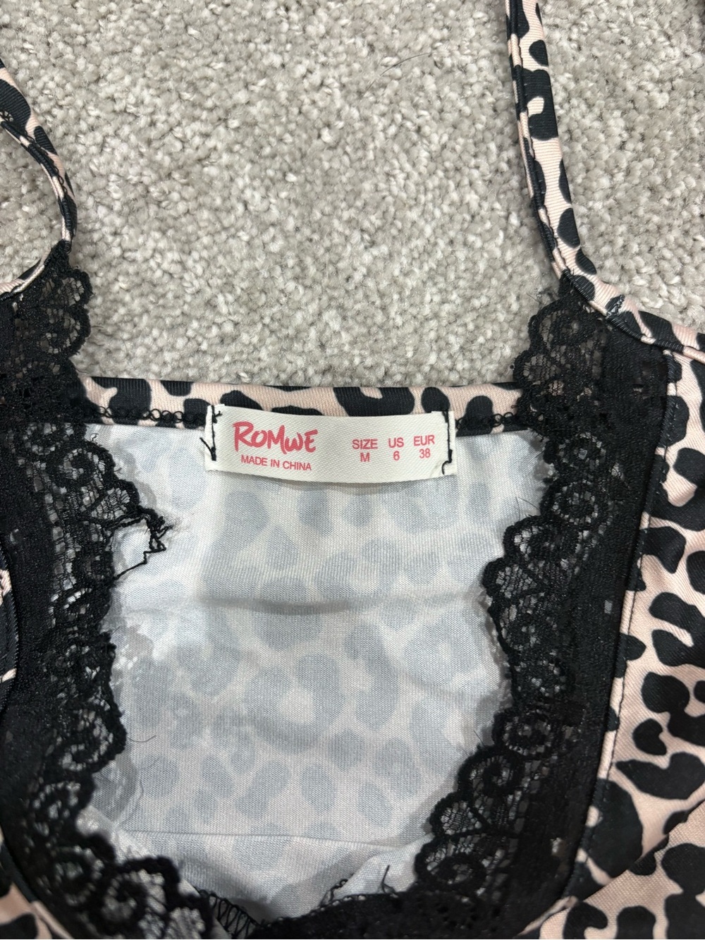 ROMWE Black & Beige Leopard Lace Trim Cami - Picture 2 of 3